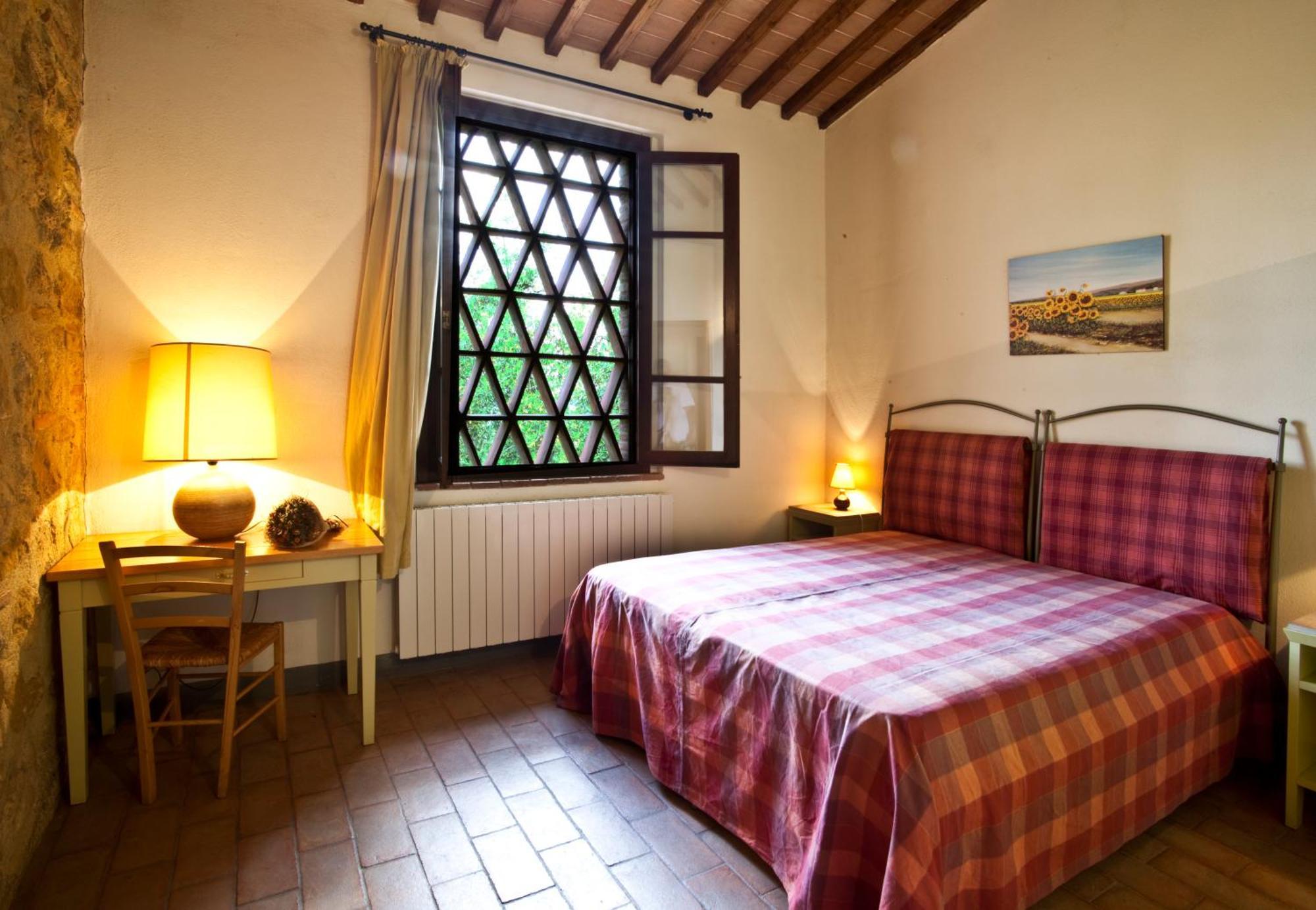 Podere Il Pino Poggibonsi Ruang foto