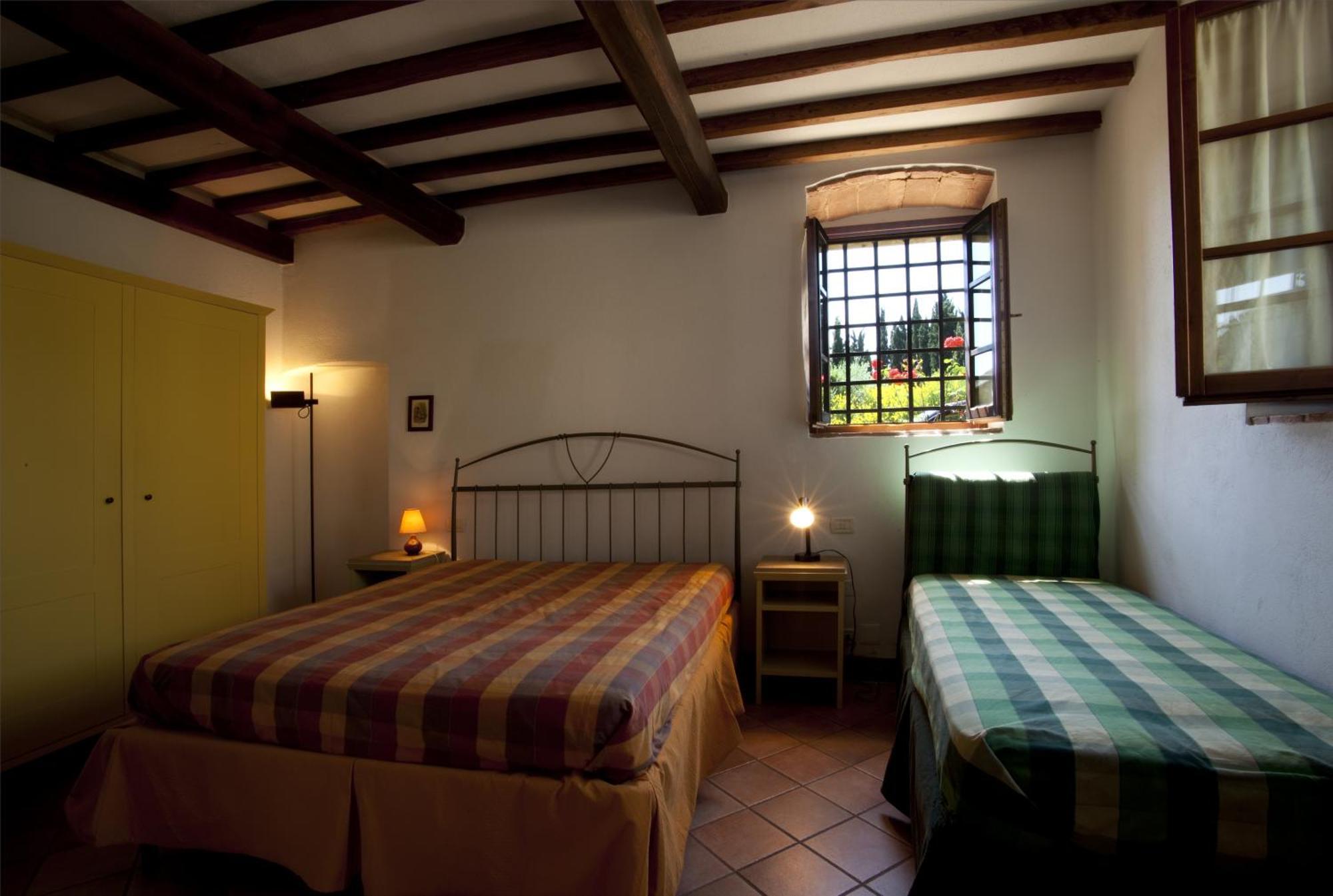 Podere Il Pino Poggibonsi Ruang foto