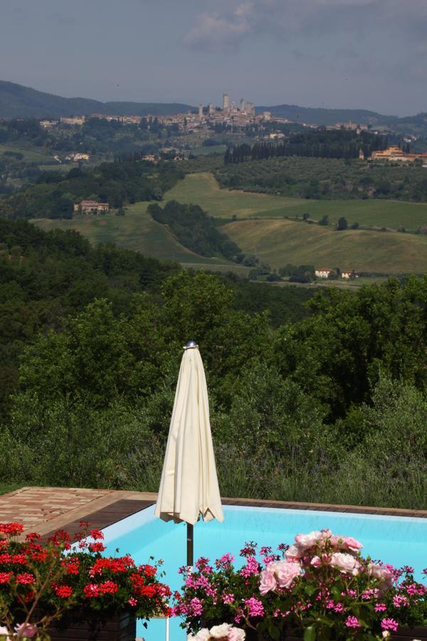 Podere Il Pino Poggibonsi Bagian luar foto