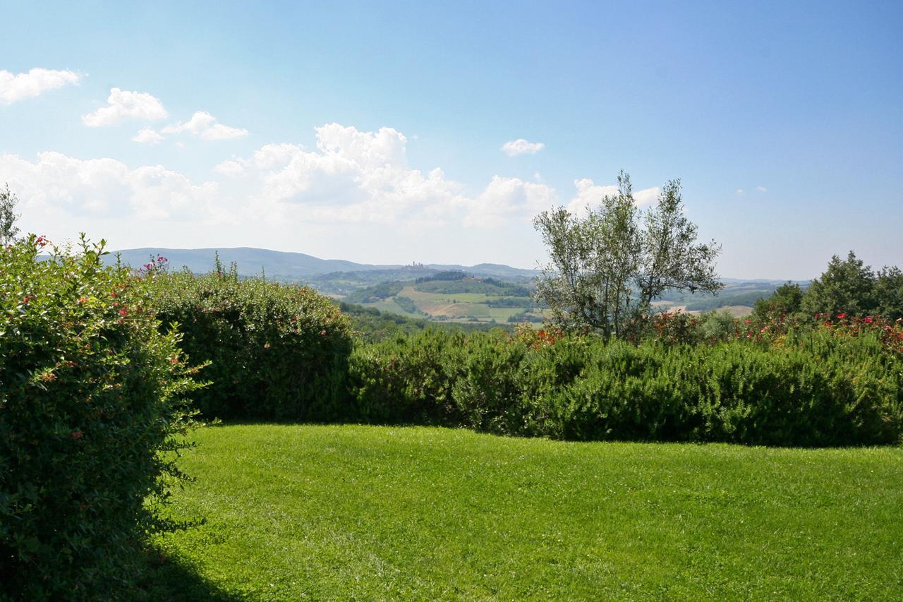 Podere Il Pino Poggibonsi Bagian luar foto