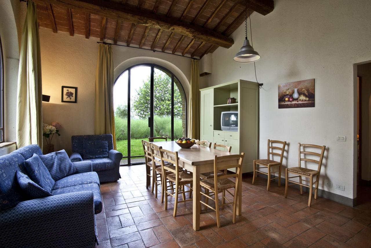 Podere Il Pino Poggibonsi Bagian luar foto