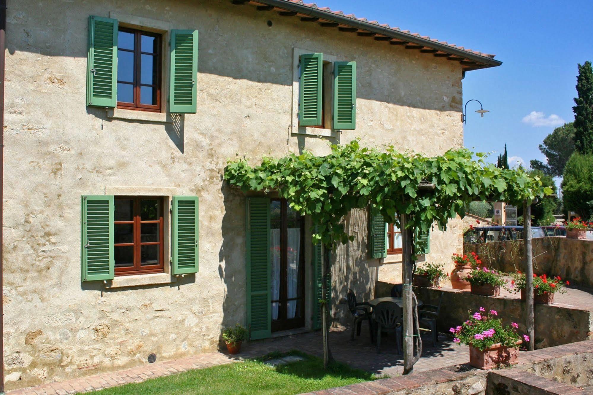 Podere Il Pino Poggibonsi Bagian luar foto
