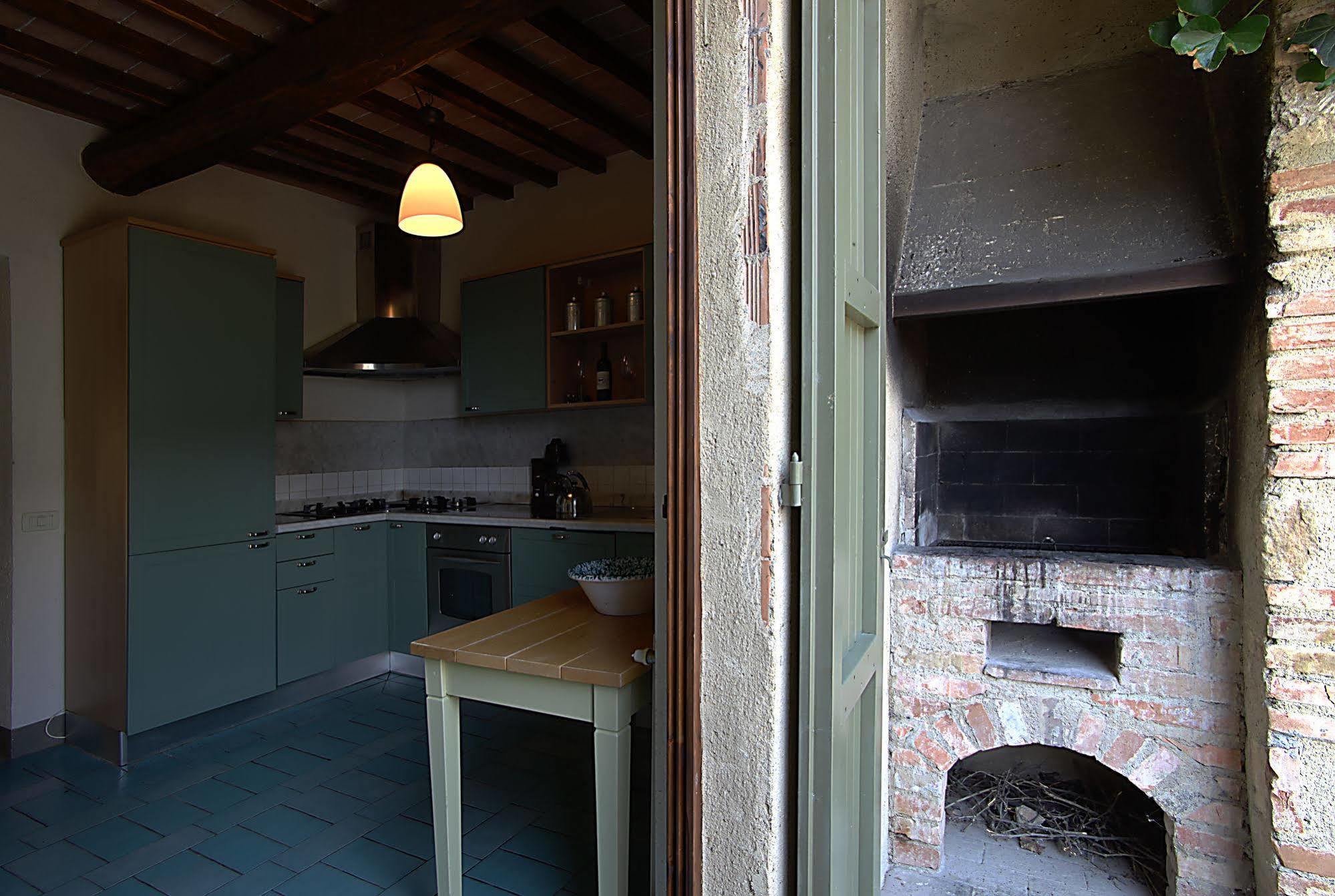 Podere Il Pino Poggibonsi Bagian luar foto